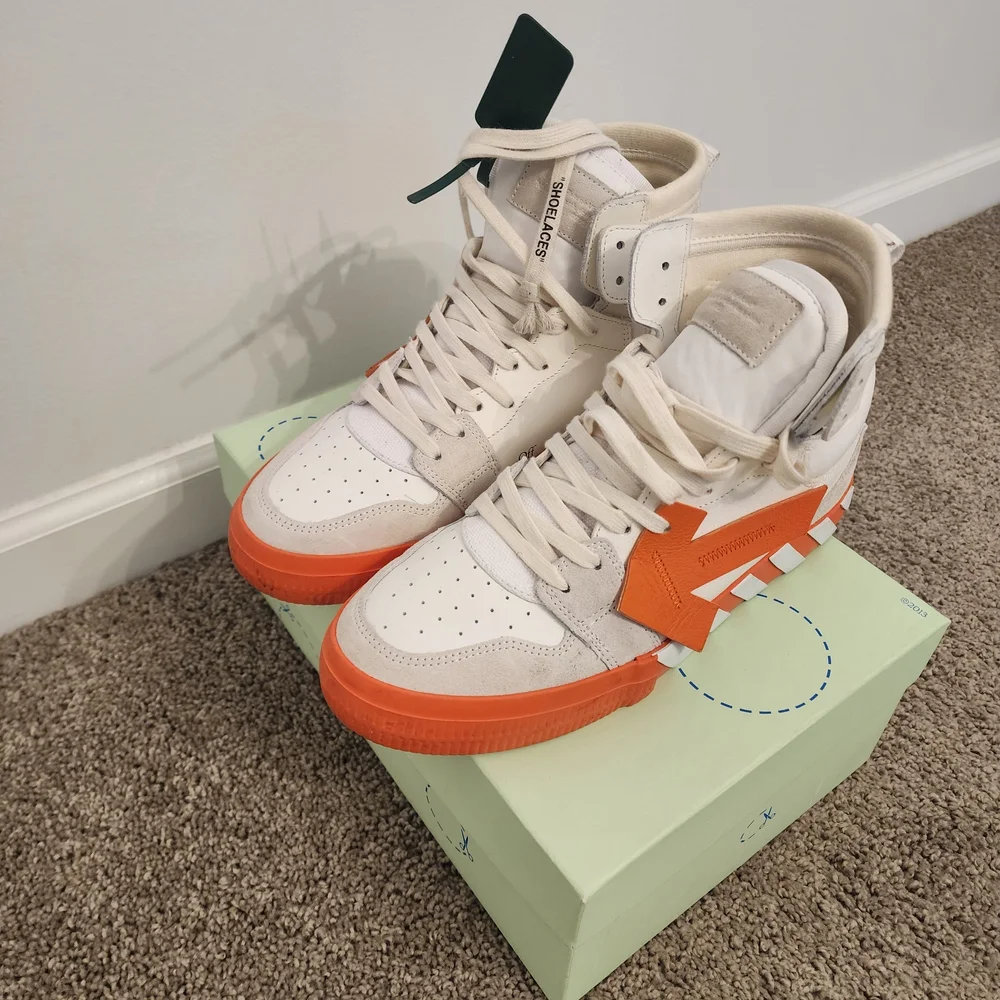 Off-White Arrow High-Top Sneakers in White & Orange - Picture 2 of 5
